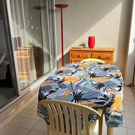 2 Pieces + Cabine, 6 Couchages Apartment