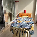 2 Pièces + Cabine, 6 Couchages Appartamento