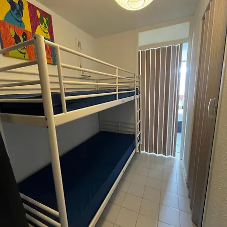 2 Pieces + Cabine, 6 Couchages * Le Grau-du-Roi